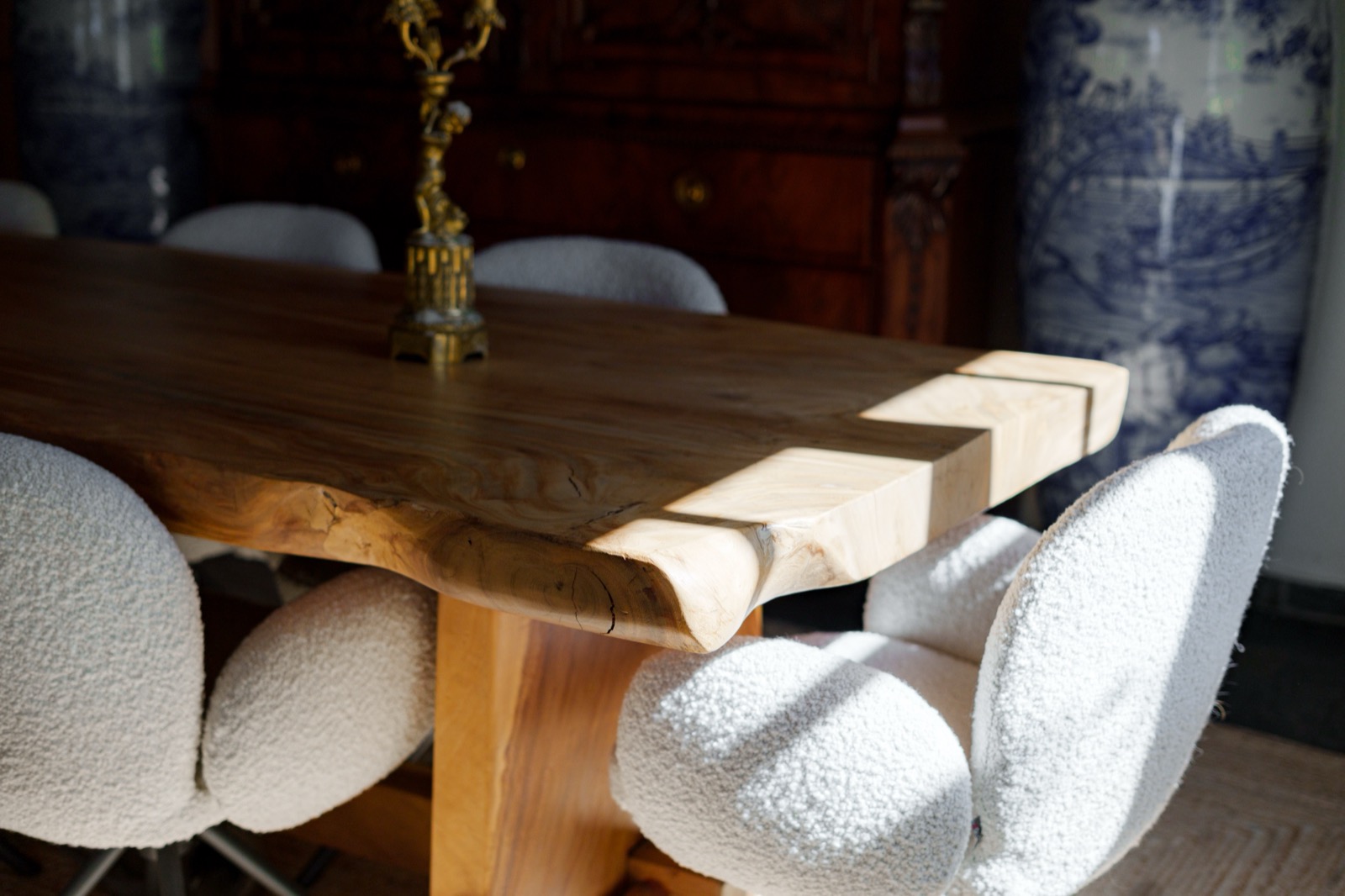 Houten eettafel